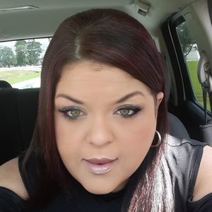 Meet your Posher, Melanie